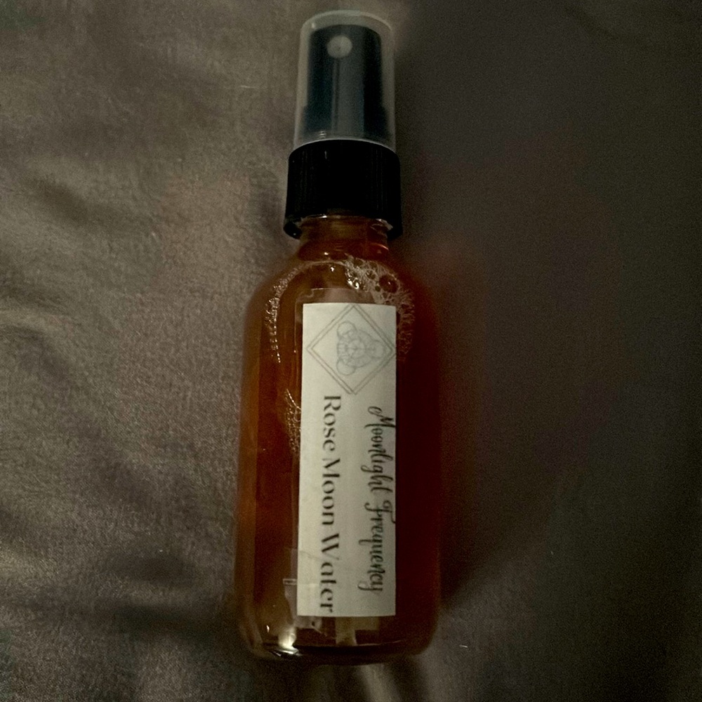 HANDMADE Reiki Cleansing!!! Rose Moon Water - Reiki Charged